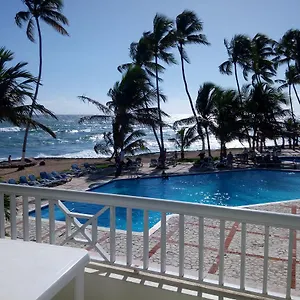 albatros-club-resort.comcaribbean.com/